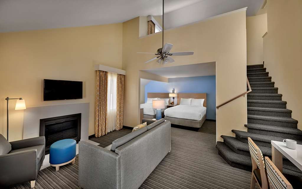 Sonesta Simply Suites Cleveland Airport Middleburg Heights Zimmer foto